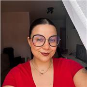 Hola, soy Tania 👋 y ofrezco clases particulares de refuerzo general para alumnos de Infantil, Primaria y ESO